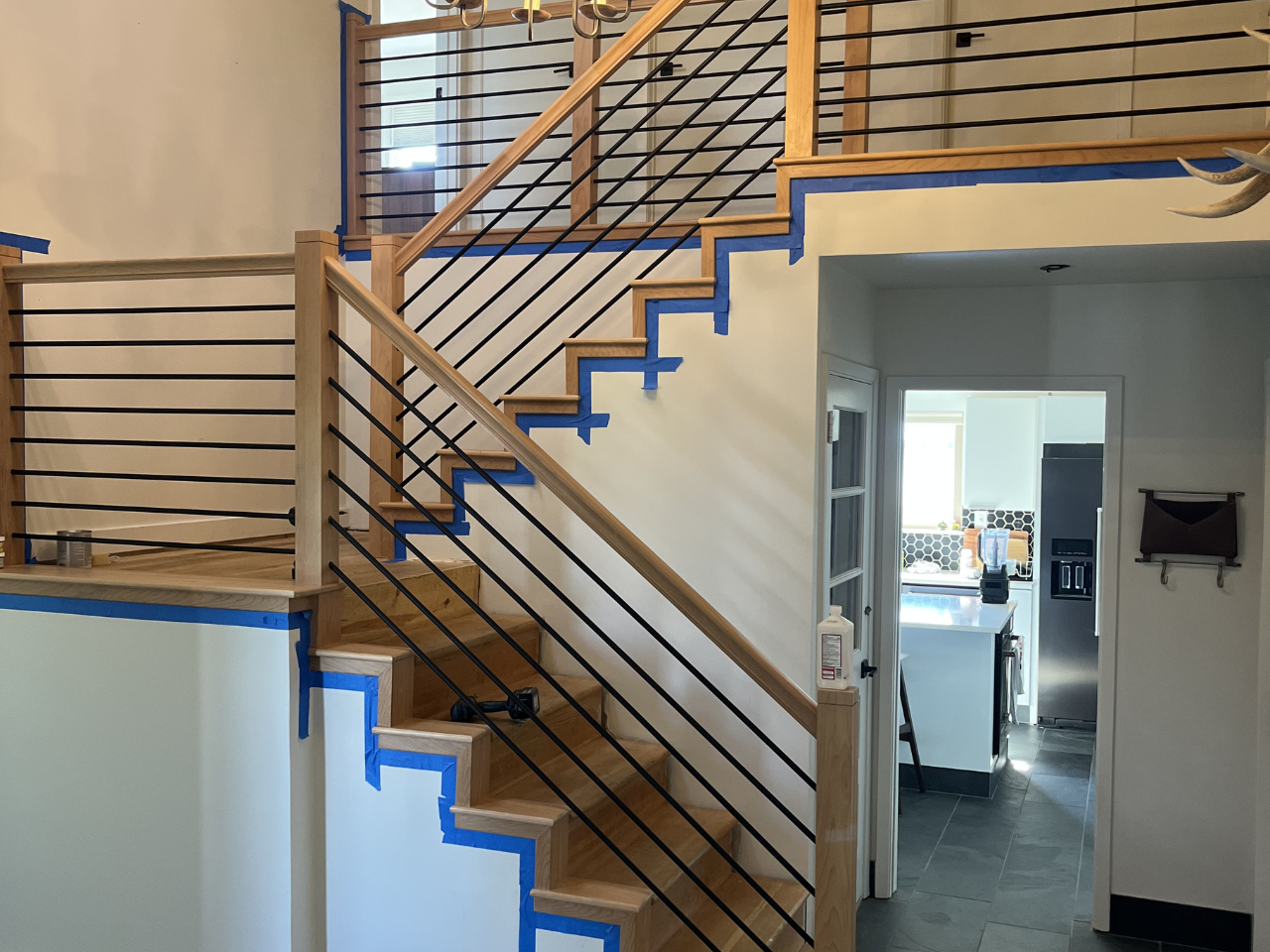 Horizontal Bar Banister With Wood Baluster