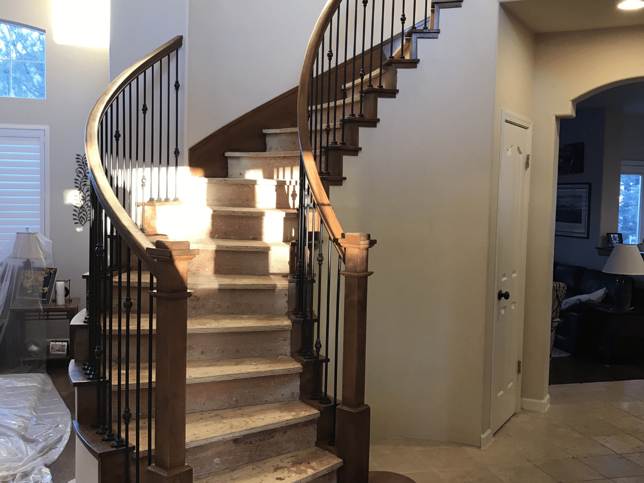 Elegant Wood Baluster Staircase Design